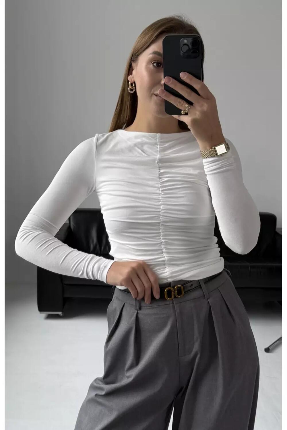 Лонгслів з драпіруванням LS013 Молочний, S