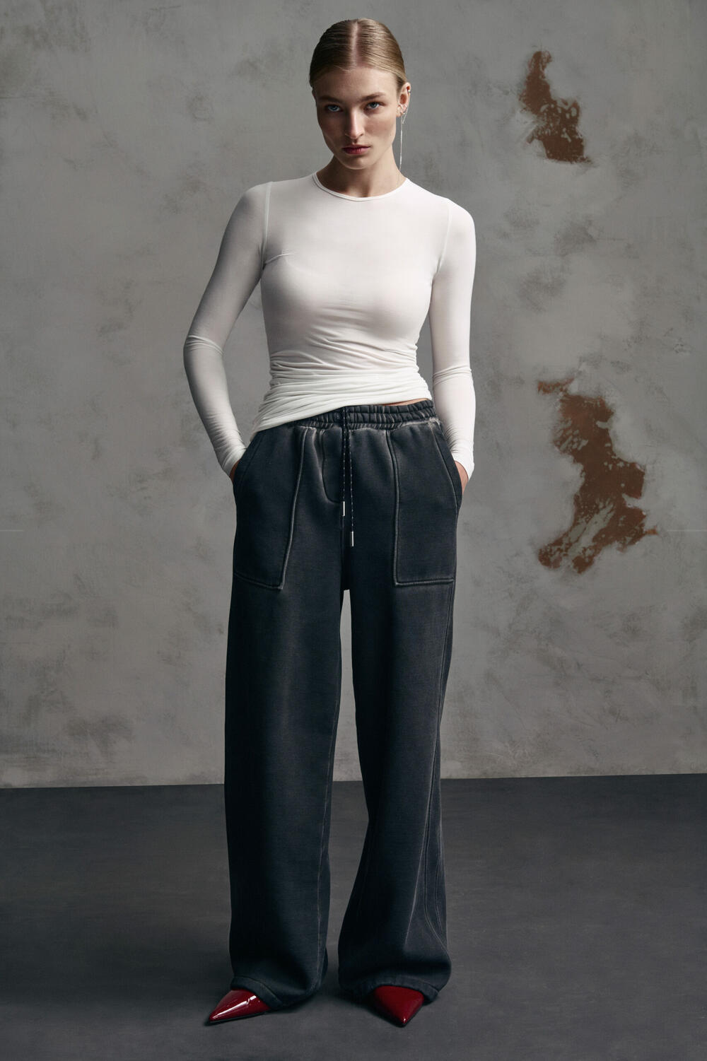 Лонгслів CHIC з бічними збірками 