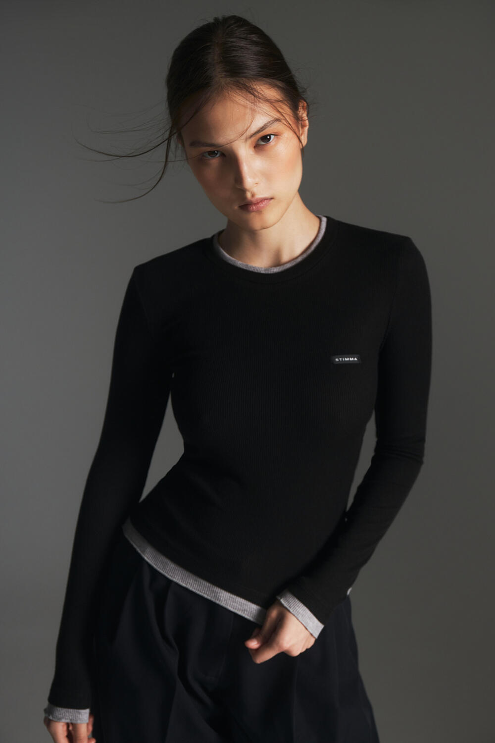 Лонгслів МЕРЛІНА Чорний, ХS