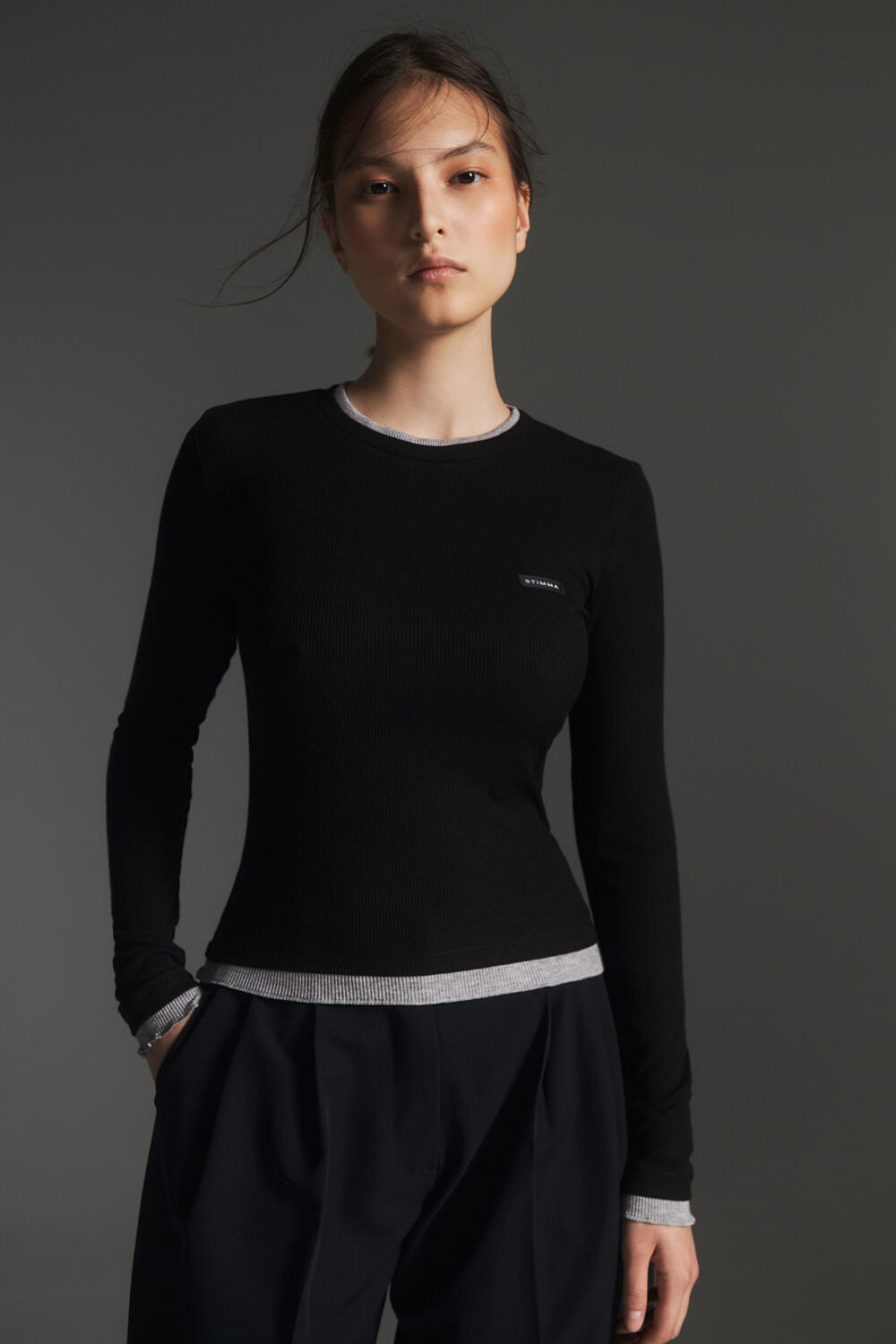 Лонгслів МЕРЛІНА Чорний, ХS