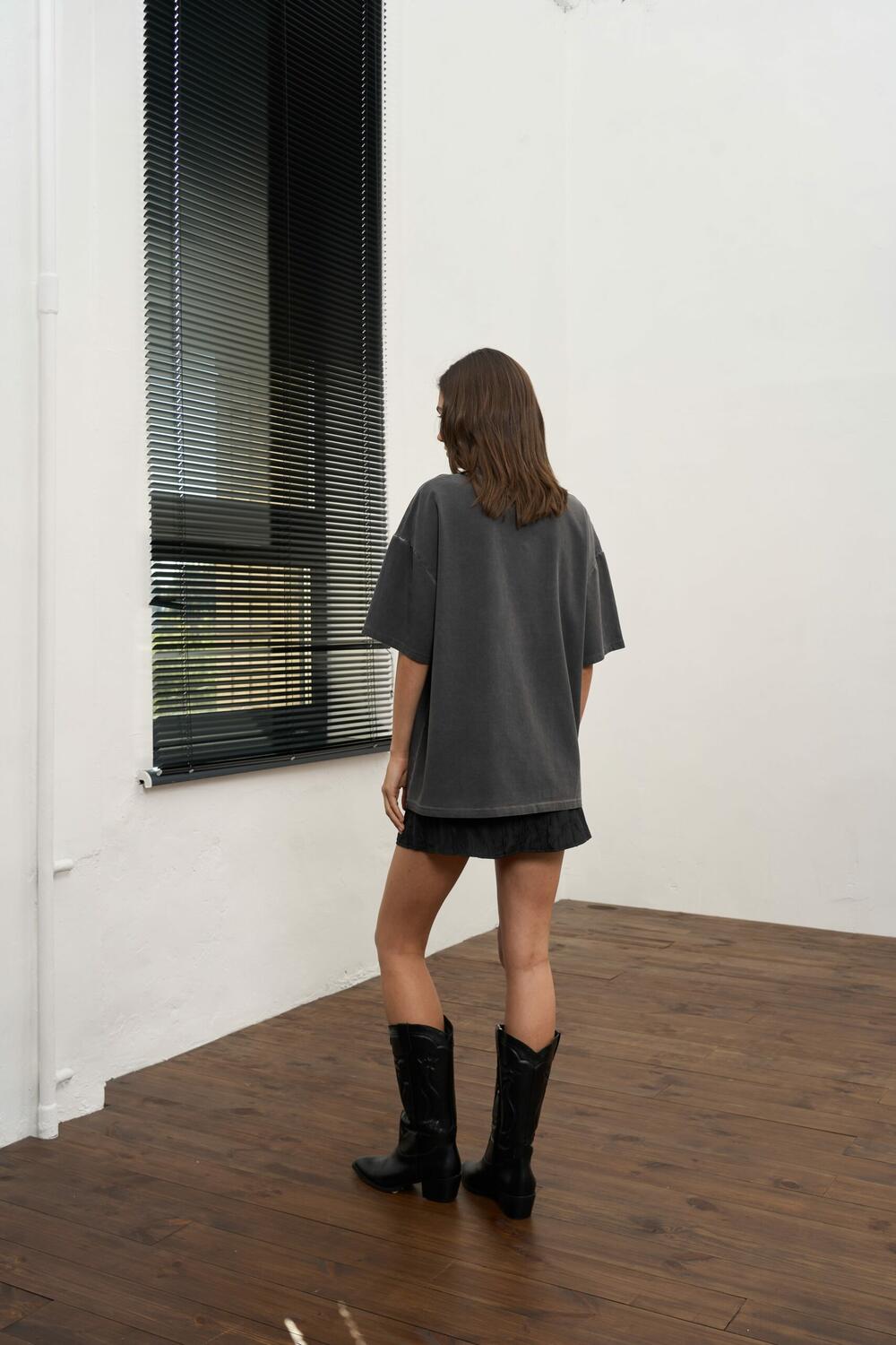 Футболка з вареної бавовни Inner Power Графіт виварений, S/M