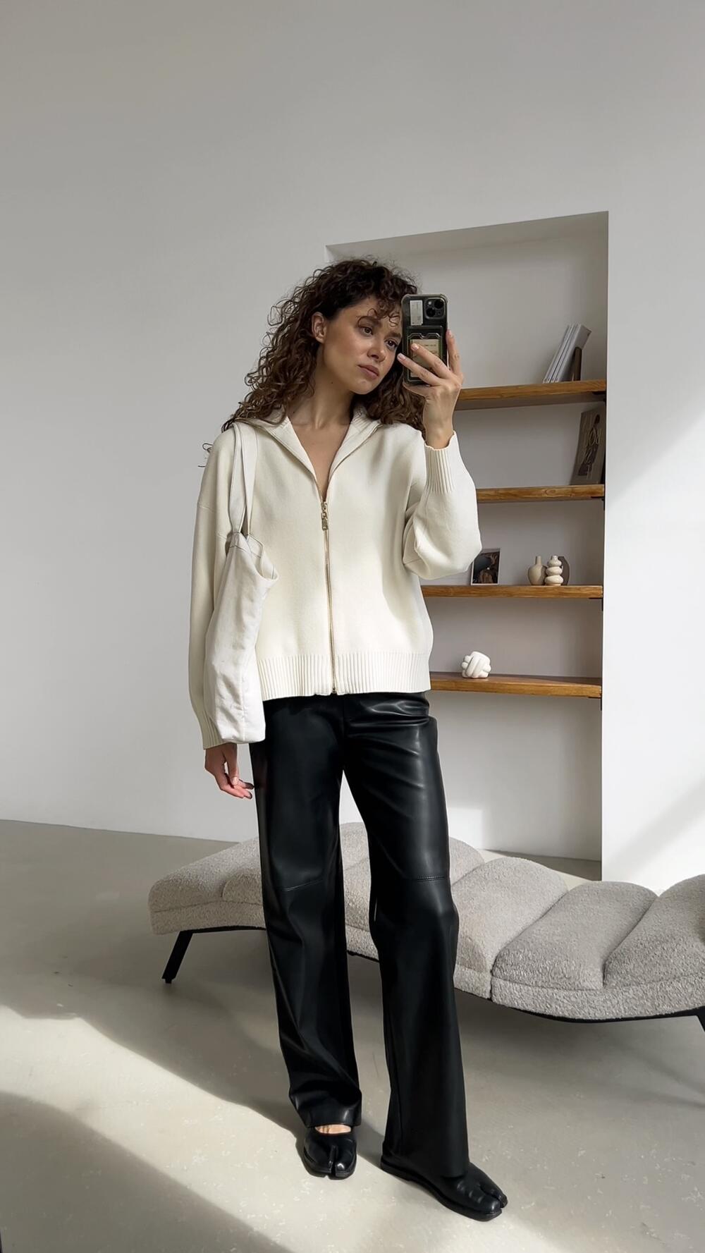 Светр LARA на замку Айворі, M/L