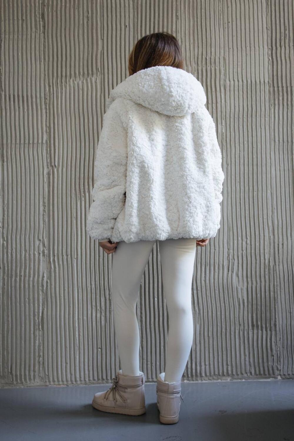 Шуба хмаринка Молочна, S