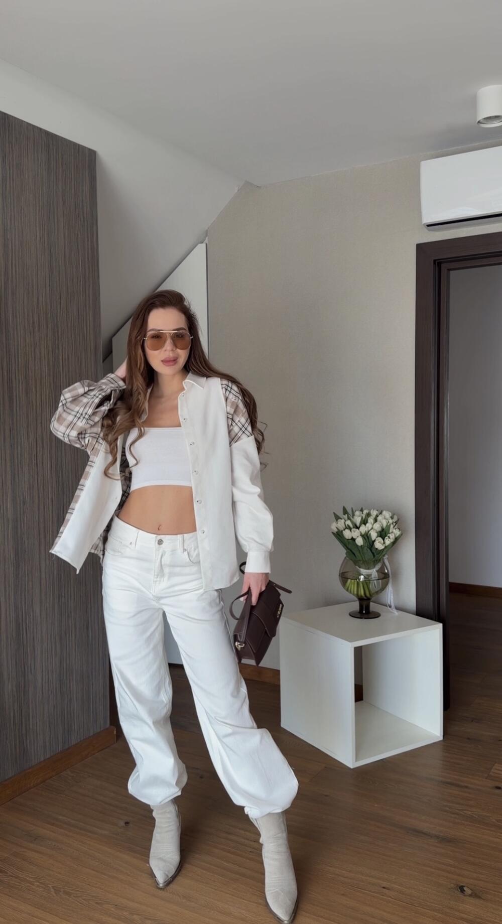 Джинси 1108-F  аксесуар брелок Молочний, L