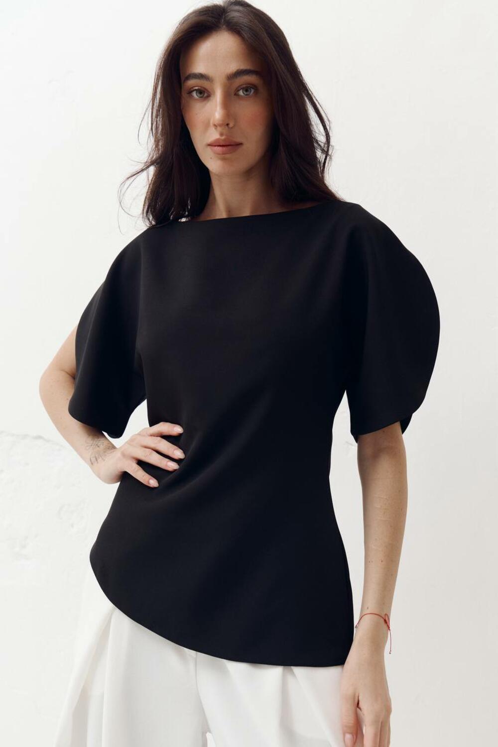 Топ з об'ємними рукавами та розрізами Top Elan 413 Чорний, L