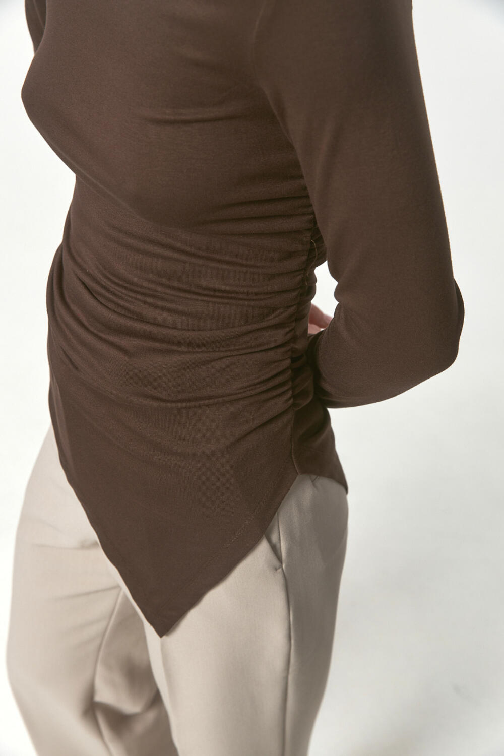 Лонгслів Ектеріс шоколад, L